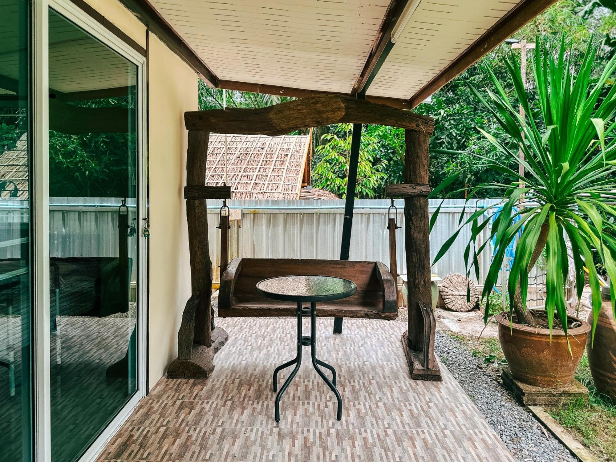 Baan Panmala Guesthouse - Ao Luek, Krabi town Kültér fotó