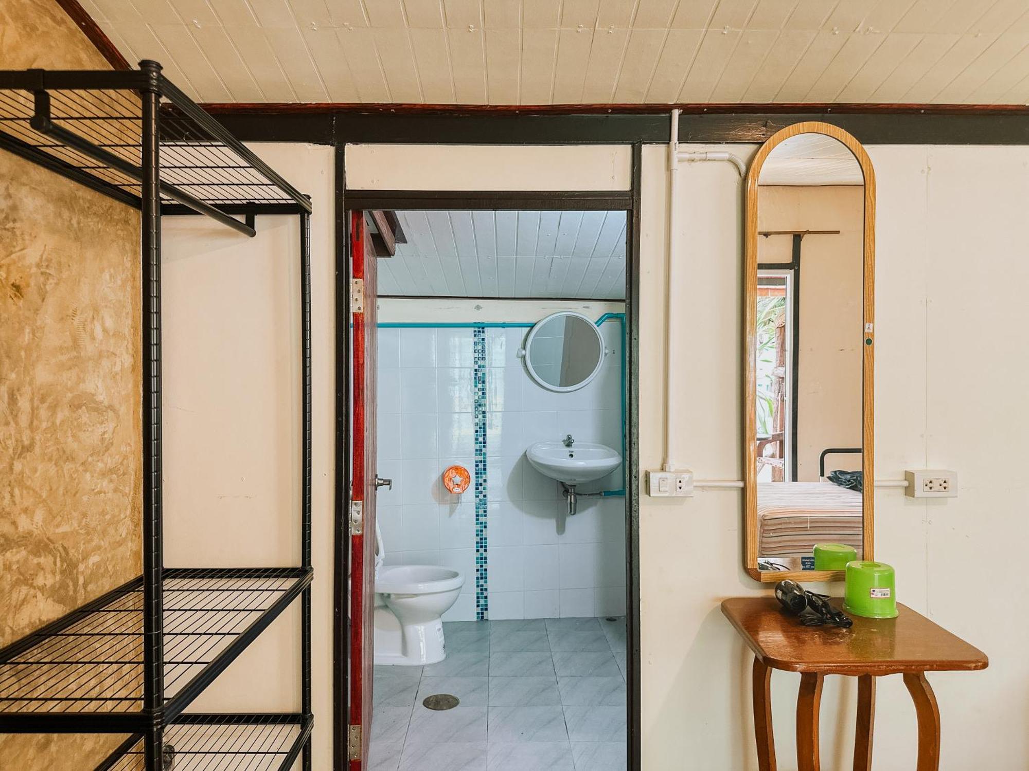 Baan Panmala Guesthouse - Ao Luek, Krabi town Kültér fotó